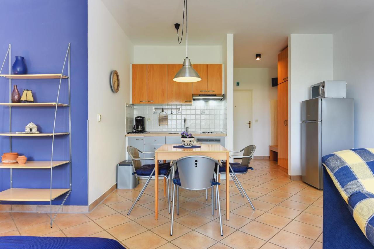 Apartments Villa Ana Medulin Extérieur photo