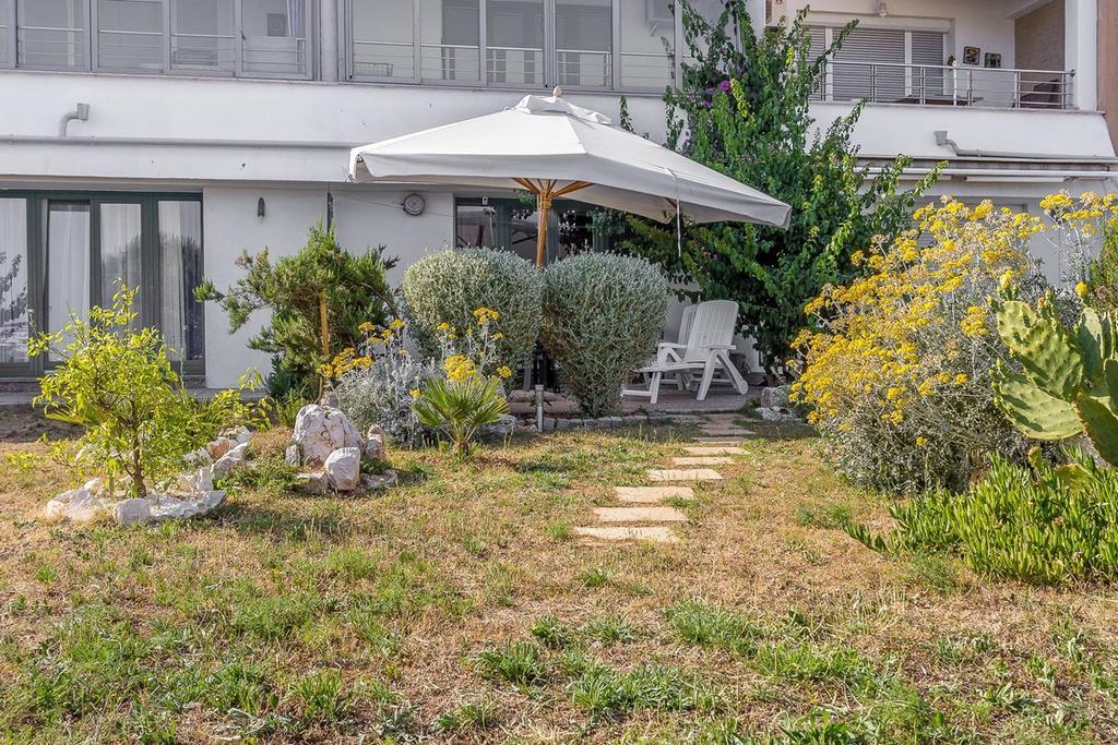 Apartments Villa Ana Medulin Extérieur photo